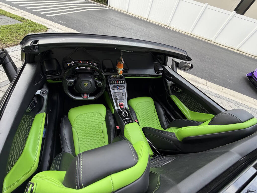 2017 Lamborghini Huracan LP 580-2 Spyder