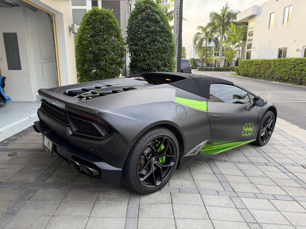 2017 Lamborghini Huracan LP 580-2 Spyder