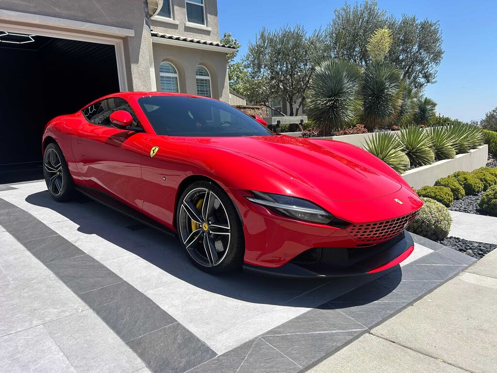 2022 Ferrari Roma RWD